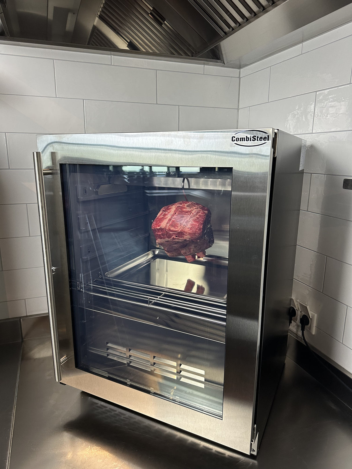 Dry Age Kast | 127L | Geforceerd | 230V | 595x570x820(h)mm