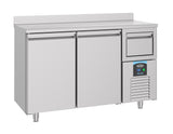 Koelwerkbank Hoog Model | Opstaande Rand | 550L | 2 Deuren + Afkloplade | -2°C/+8°C | Geforceerd | 1580x600x1050(h)mm