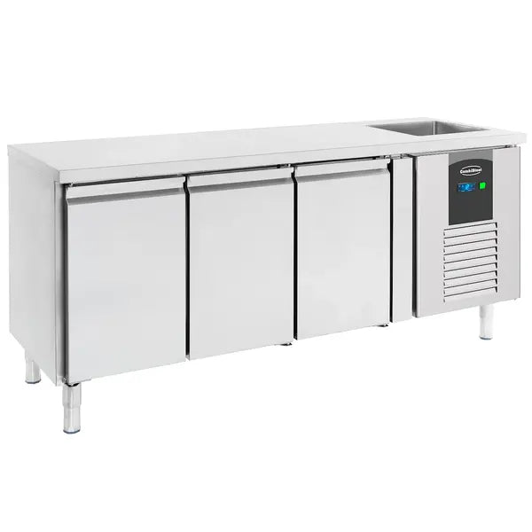 Combisteel Koelwerkbank | STANDARD LINE | 400L | 3 Deuren (1/1 GN) | -2°C/+8°C | Geforceerd | Spoelbak | 2020x700x860(h)mm | 7450.0215