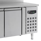 Combisteel Koelwerkbank | Opstaande Rand | 616L | 4 Deuren | +2°C/+8°C | Geforceerd | 2230x700x850/950(h)mm | 7450.0784