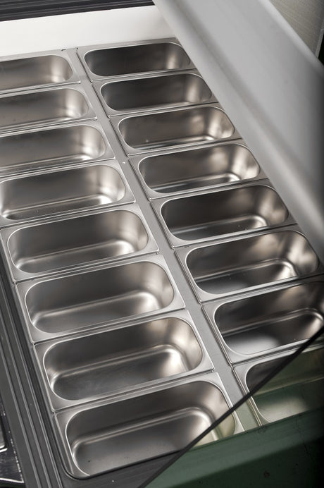 Combisteel Schepijsvitrine | HAWAI | Energiezuinig | 630L | 16x 5L | -14°C/-24°C | Statisch | 1590x1195x1335(h)mm | 7472.0115