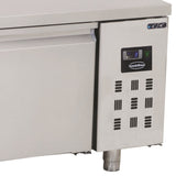 Combisteel Koelwerkbank | Laag Model | 280L | 3 Deuren | -2°C/+8°C | Geforceerd | 1600x700x600(h)mm | 7489.5080