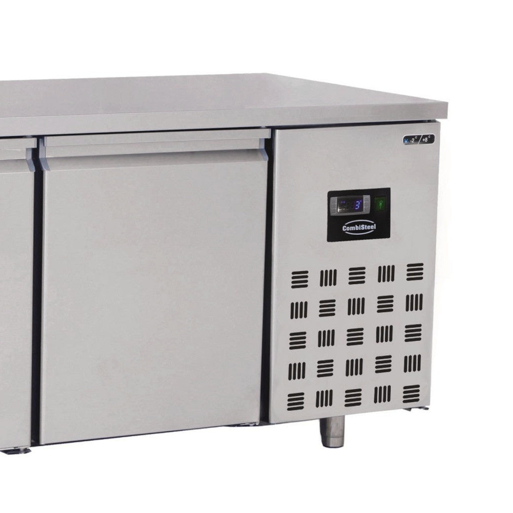 Combisteel Bakkers-koelwerkbank | 615L | 3 Deuren | -2°C/+8°C | Geforceerd | 2100x800x850(h)mm | 7489.5255
