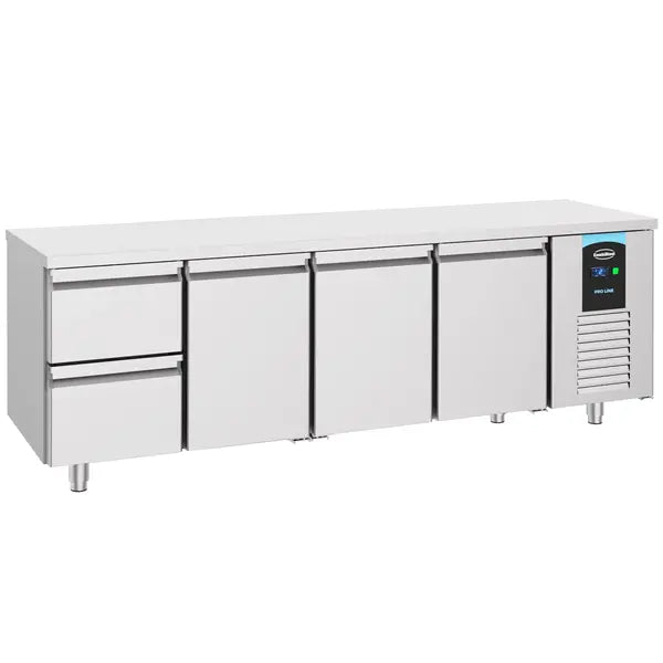 Combisteel Koelwerkbank | Energiezuinig | 632L | 3 deuren 2 laden | -2°C/+8°C | Geforceerd | 2330x700x850(h)mm | 7489.5525