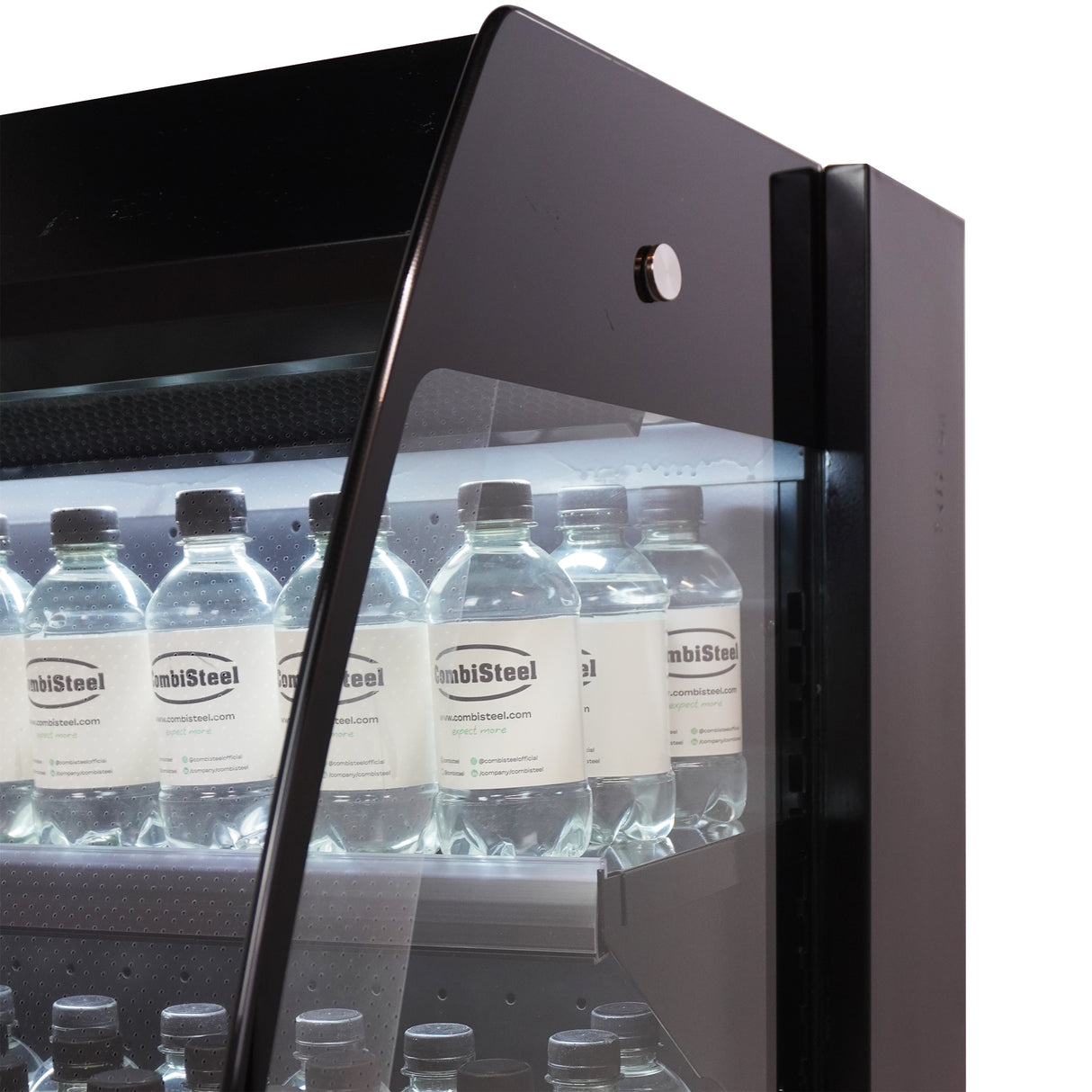 Wandkoeling zwart met nachtafdekking | 290L | 3 schappen | +2°C/+8°C | Geforceerd | 1000x660x1500(h)mm