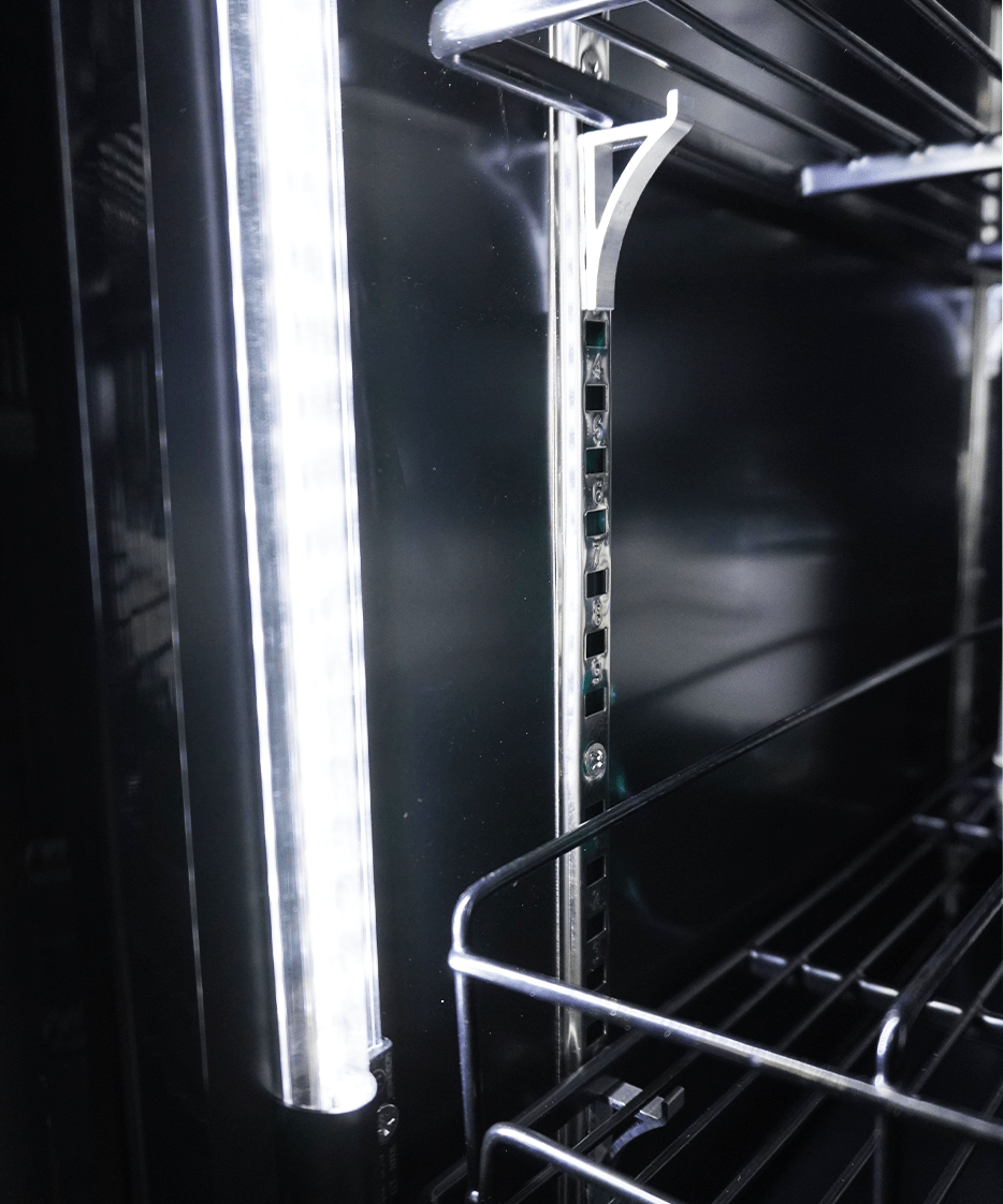 Glasdeur Koelkast | 1600L | Zwart | 0°C/+10°C | Geforceerd | Draaideuren | 1880x705x2050(h)mm