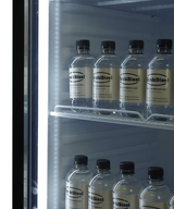 Glasdeur koelkast | 388L | Zwart | +1°C/+9°C | Geforceerd | Wielen | 595x585x1864(h)mm