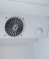 Glasdeur koelkast | 388L | Zwart | +1°C/+9°C | Geforceerd | Wielen | 595x585x1864(h)mm